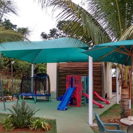 Aldeia Do Lago Caldas Novas Lindo Apt Com Cozinha Mobilia Nova Pode Levar Bebidas Na Area Das Piscinas Dış mekan fotoğraf