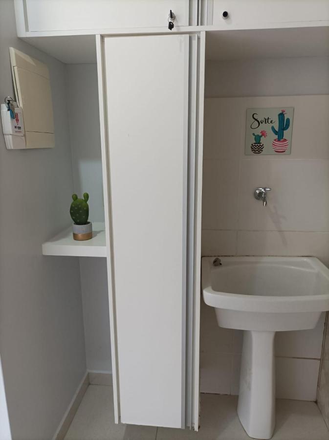 Aldeia Do Lago Caldas Novas Lindo Apt Com Cozinha Mobilia Nova Pode Levar Bebidas Na Area Das Piscinas Dış mekan fotoğraf
