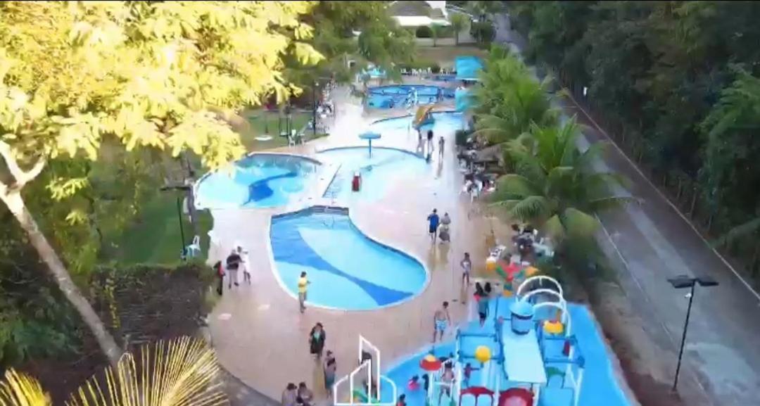 Aldeia Do Lago Caldas Novas Lindo Apt Com Cozinha Mobilia Nova Pode Levar Bebidas Na Area Das Piscinas Dış mekan fotoğraf